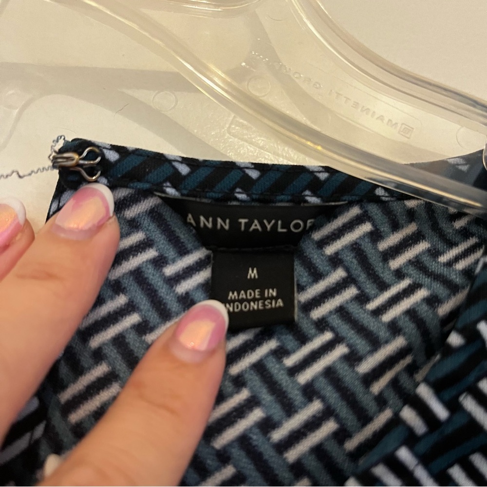 Ann Taylor Black and White Sleeveless Maxi Dress - Size Medium - Picture 2 of 8